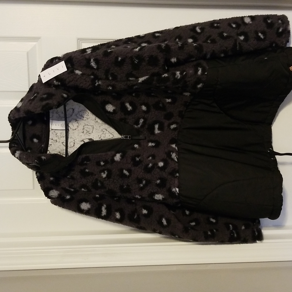 NWT Lane Bryant Livi pullover Half-Zip size 18/20 100% polyester Gray and Black